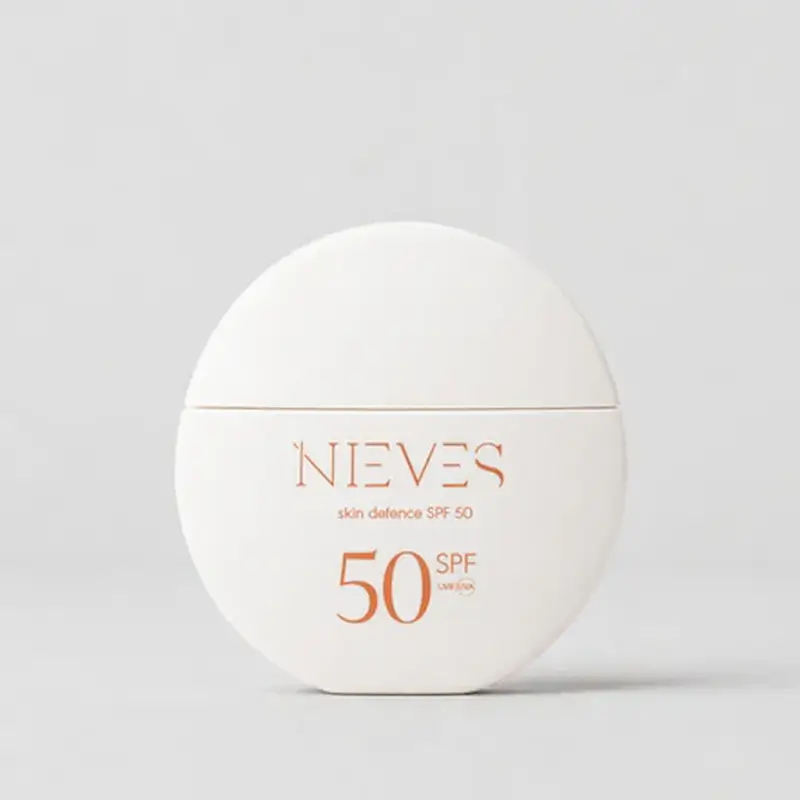 Nieves By Nieves Álvarez Skin Defence - Protector Solar