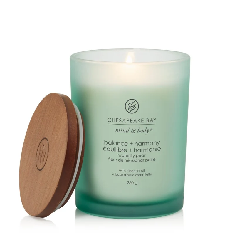Chesapeake Bay - Candela media Balance & Harmony (Waterlily Pear)