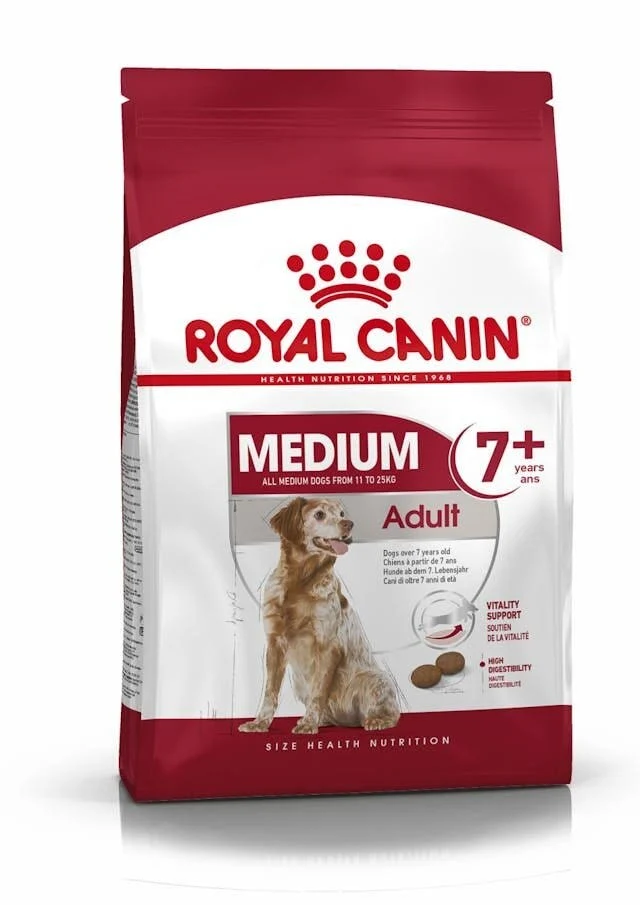 Royal Canin Medium Adult 7+ Alimento Secco Per Cani 15kg